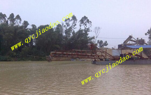 ����ʽ��ɳ����װҺѹ�µ�