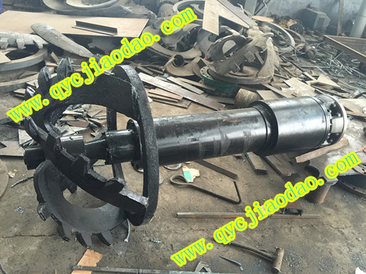 �㶫��Զ����ʽ��ɳ����װҺѹ�µ�ͷ